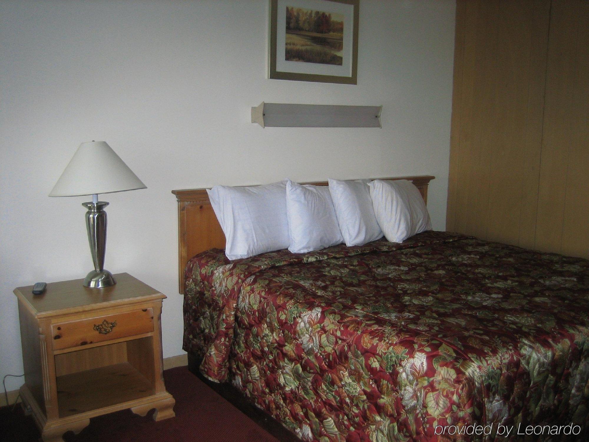 Blue Sky Inn Glens Falls-Saratoga-Lake George Eksteriør bilde