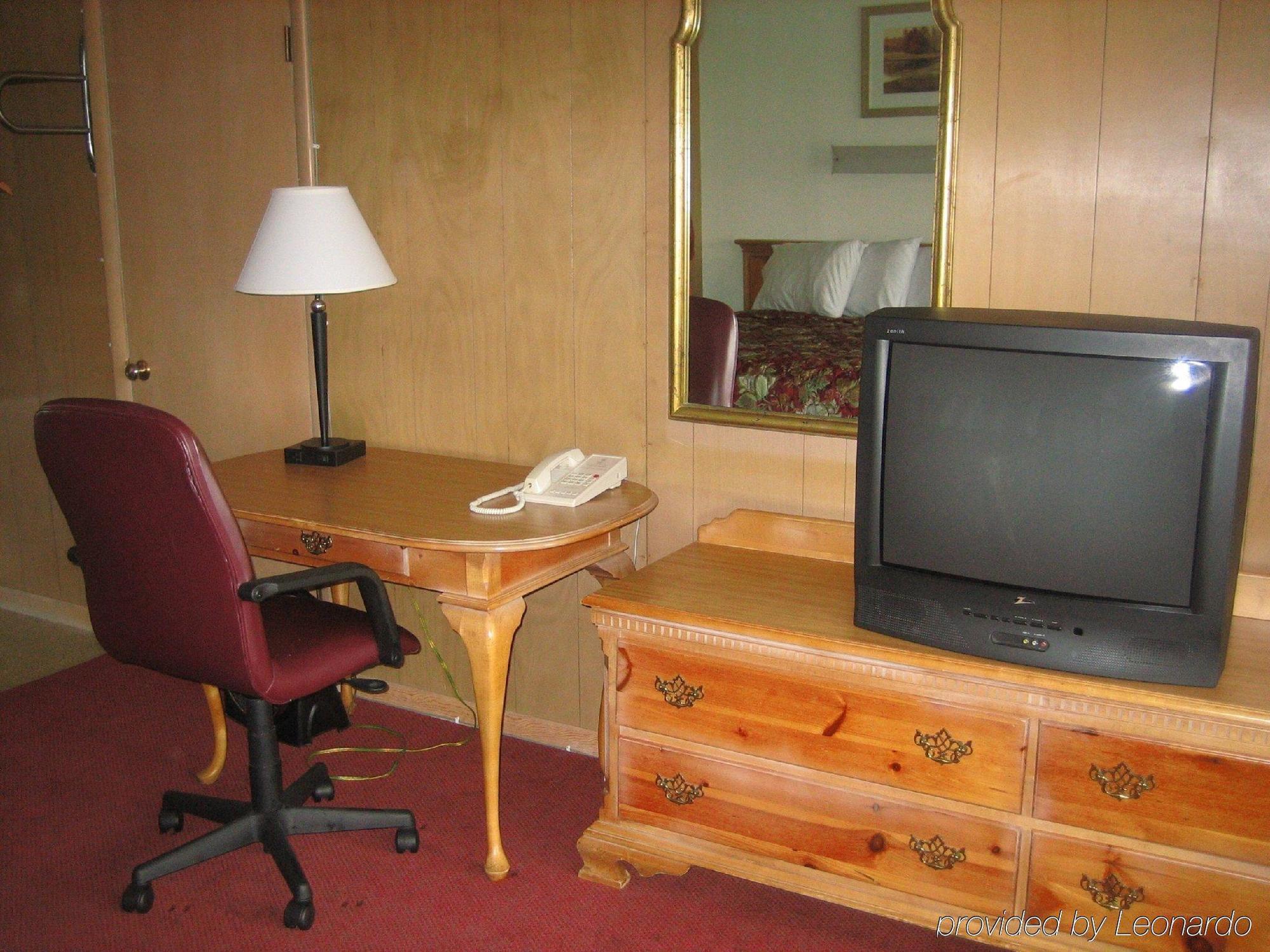 Blue Sky Inn Glens Falls-Saratoga-Lake George Eksteriør bilde